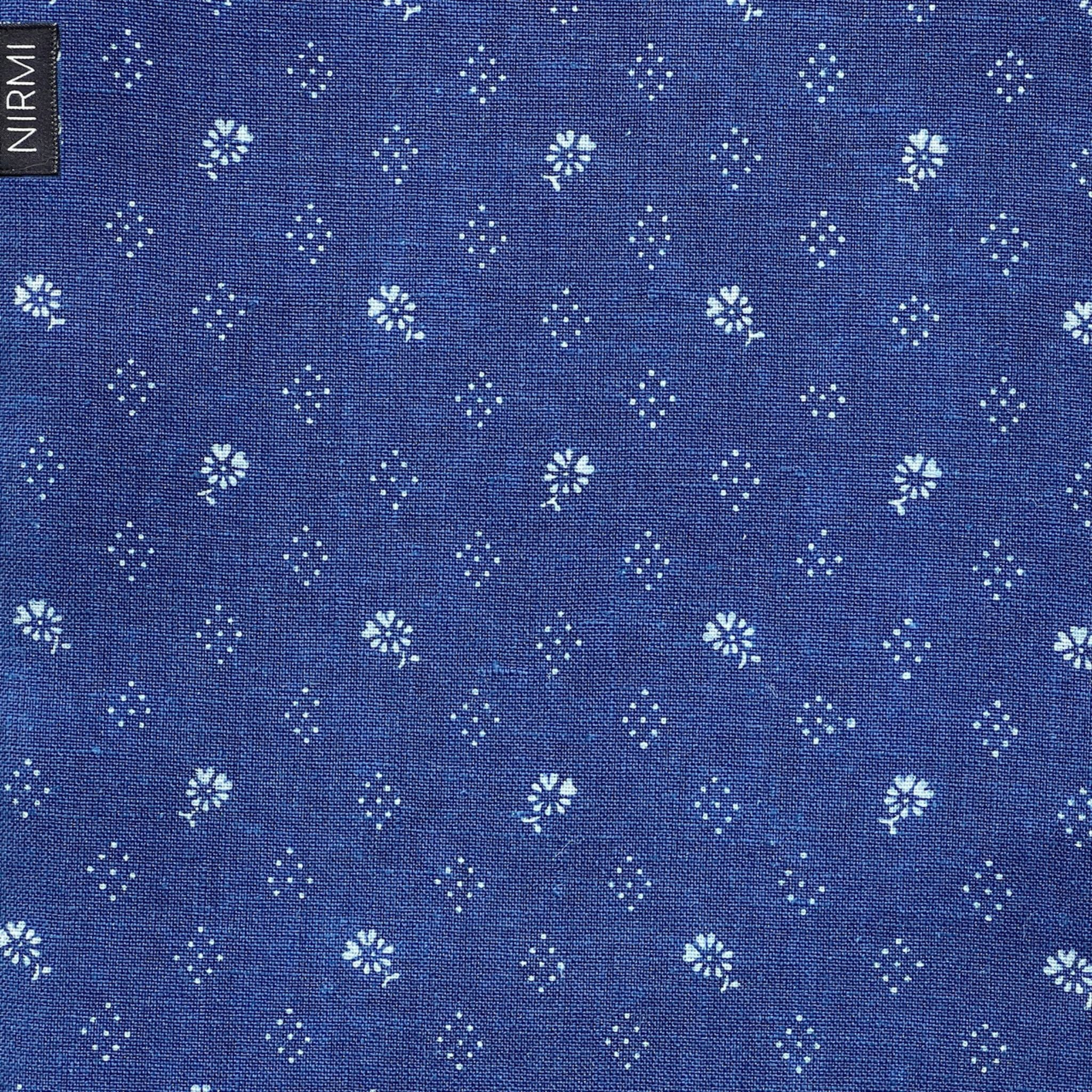 Portabebés NIRMI de lino y lana, con parche azul "Flores y Diamantes" (Austria)