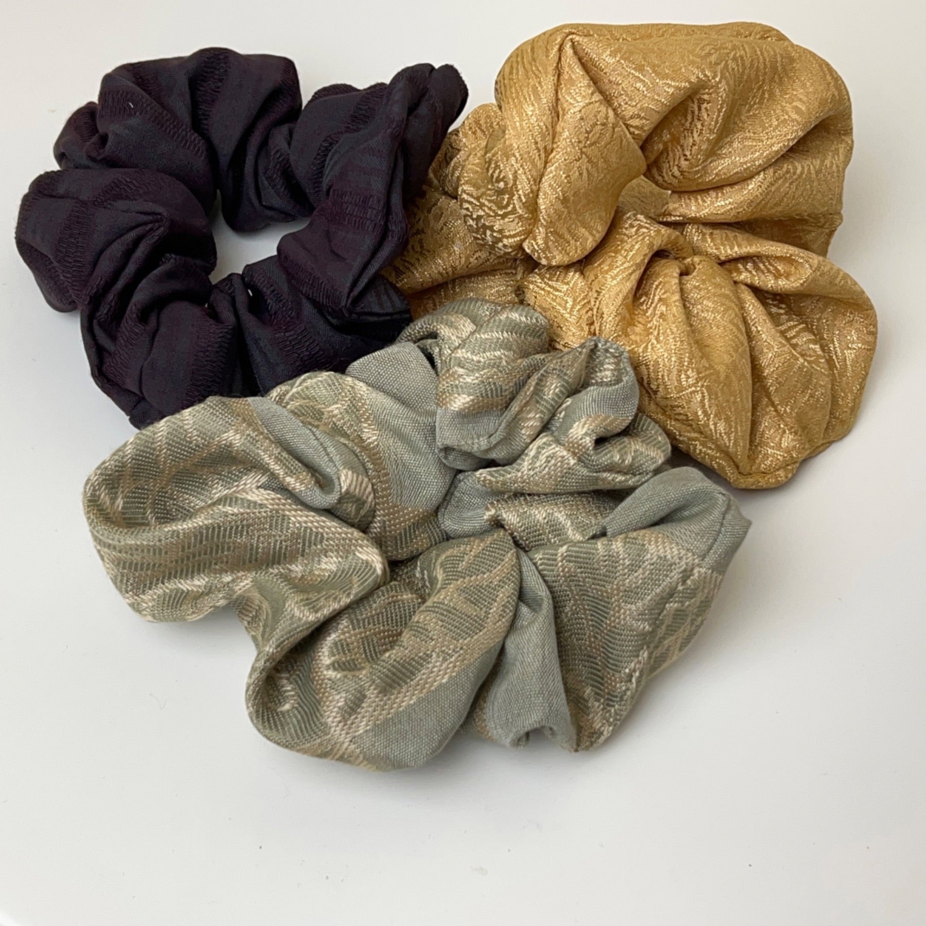 Upcycling Scrunchie by ANKAA